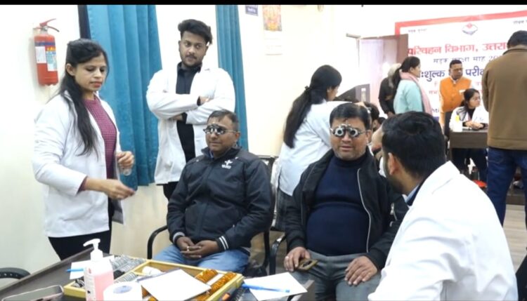 सड़क सुरक्षा अभियान के तहत परिवहन विभाग ने लगाए नेत्र कैंप, चालक परिचालकों का किया जाएगा नेत्र प्रशिक्षण