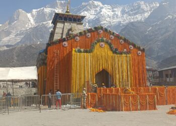 मंत्र उच्चारण के बीच विधि-विधान से खुले ग्यारहवें ज्योर्तिलिंग श्री केदारनाथ धाम के कपाट।