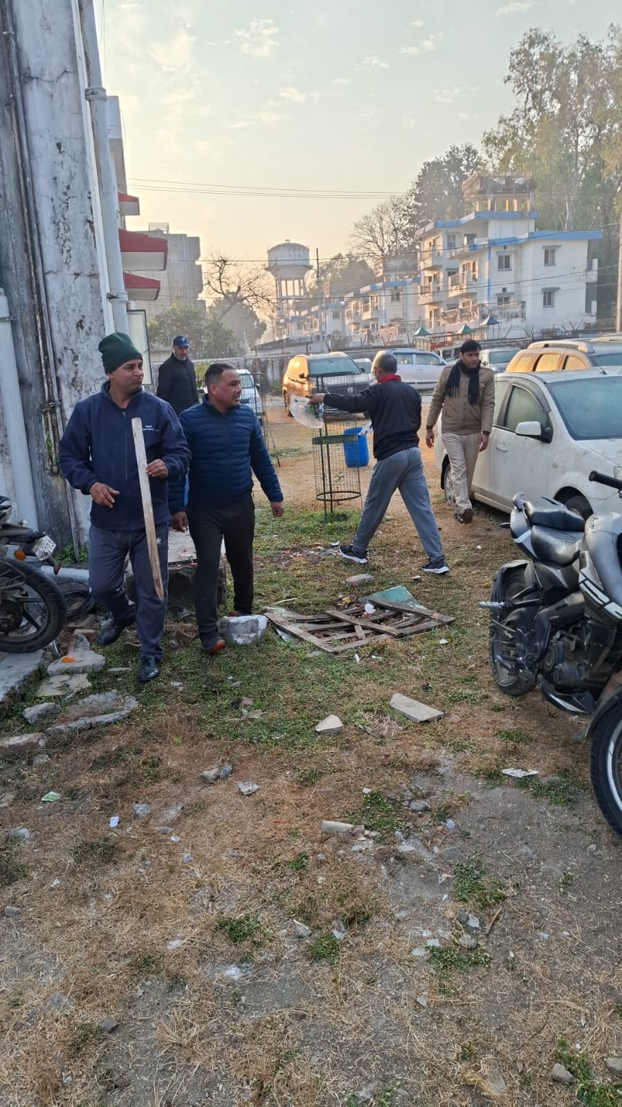 एसएसपी दून के निर्देशों पर दून पुलिस ने चलाया स्वच्छता/सफाई अभियान