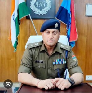 जनसेवा और भरोसे की मिसाल: आधी रात में ‘मित्र पुलिस’ का मानवीय चेहरा