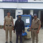 वसंत विहार क्षेत्र में हुई चोरी की घटना का दून पुलिस ने किया अनावरण।