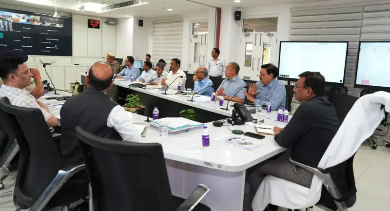 मुख्य सचिव ने चारधाम यात्रा व्यवस्थाओं की समीक्षा