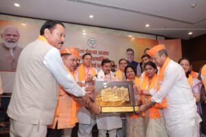 पार्टी विचार बढ़ाने के लिए सांसद और विधायक निभाए अहम योगदान: नवीन