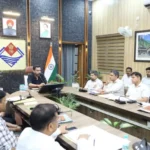 अर्थव्यवस्था को मजबूती देने वाली योजनाएं जिला प्लान में हों शामिल: डीएम