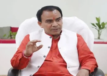 उत्तराखंड में शिक्षा व्यवस्था में बड़ा बदलाव: स्कूलों में 220 और विश्वविद्यालयों में 180 दिन कक्षाएं होंगी अनिवार्य