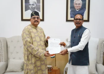 महाराज ने की केंद्रीय कृषि, किसान कल्याण, ग्रामीण विकास मंत्री से शिष्टाचार भेंट