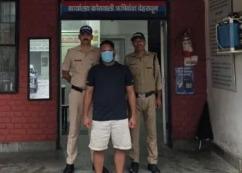 ऋषिकेश पुलिस की बड़ी कार्रवाई: ‘किंग ऑफ उत्तराखंड’ गैंग का 25 हजार का इनामी गिरफ्तार, नेपाल भागने की फिराक में था