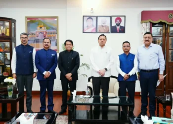 विदेशों में रोजगार की संभावनाओं के अनुरूप राज्य के युवाओं को दिया जाए कौशल एवं भाषा प्रशिक्षण : मुख्यमंत्री